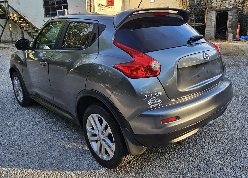 Used 2011 Nissan Juke SV FWD image 3