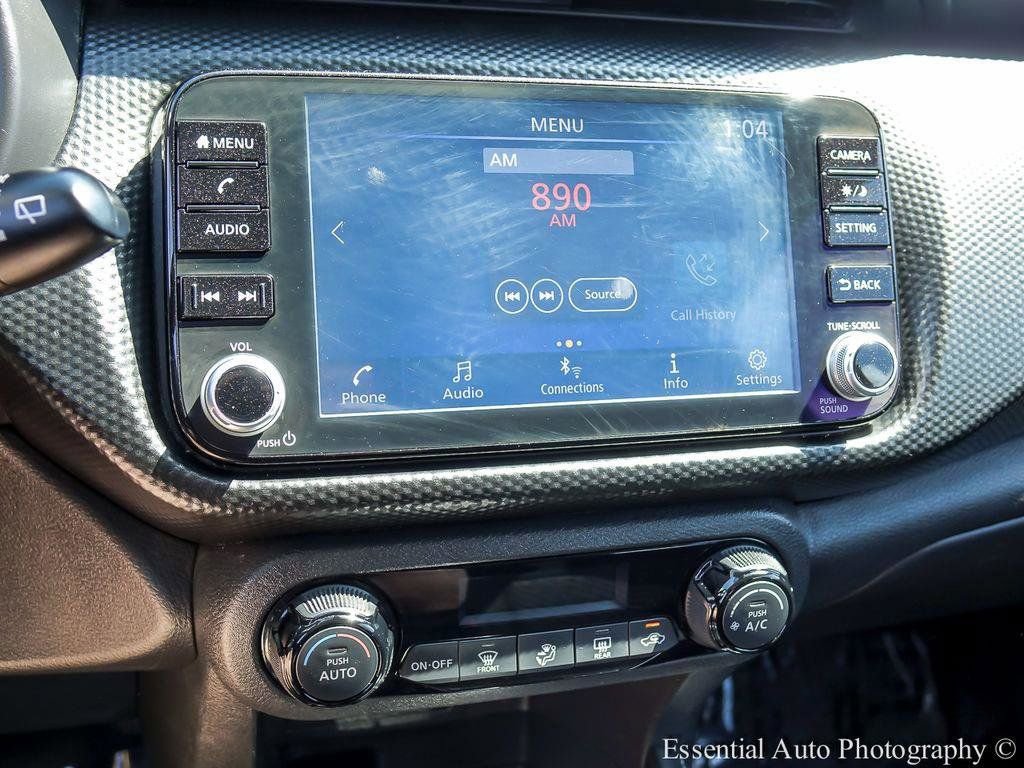 Used 2022 Nissan Kicks SV image 14