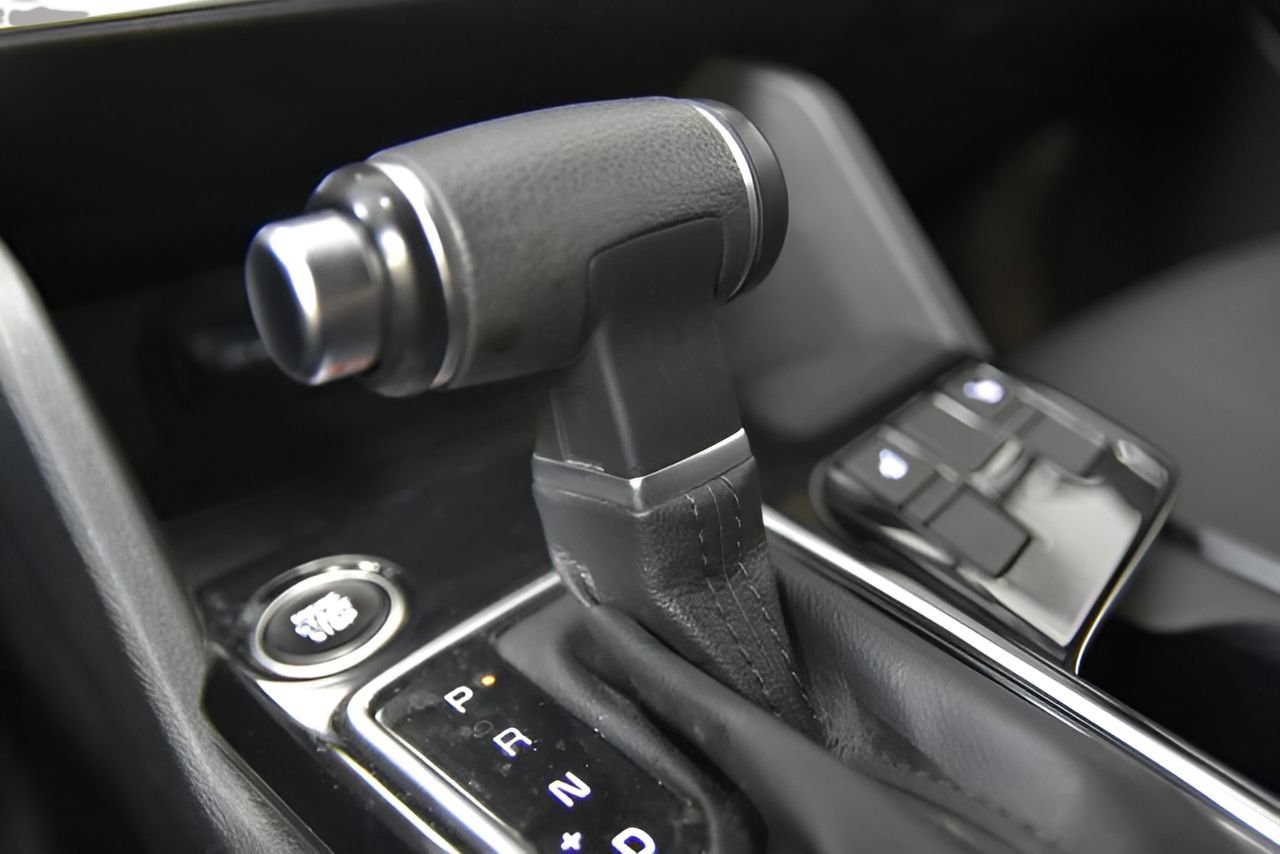 Used 2024 Kia Sportage X-Line image 32