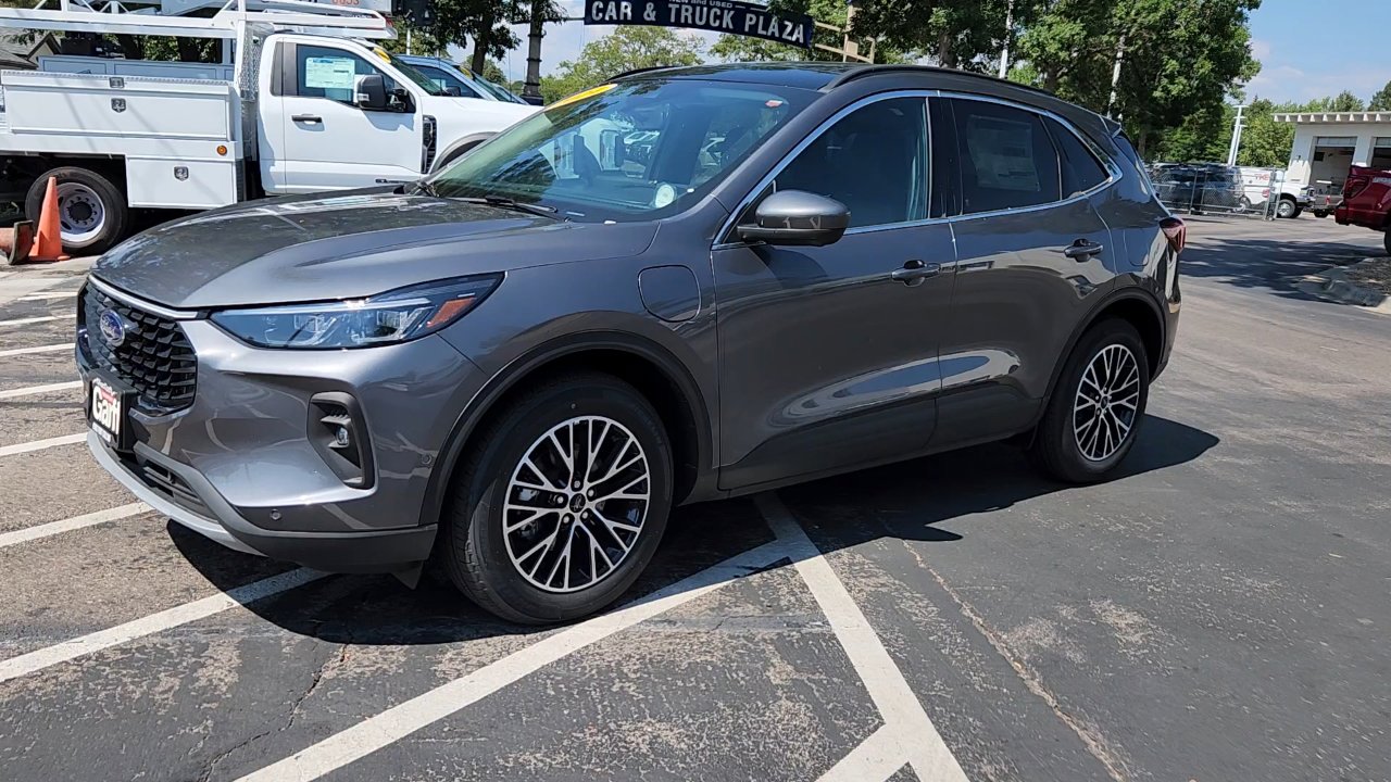 New 2024 Ford Escape SE w/ PHEV Premium Package image 2