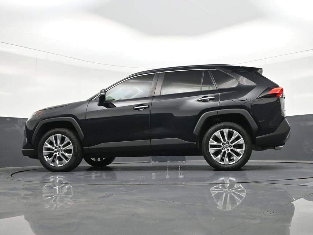 Used 2022 Toyota RAV4 Limited w/ Limited Grade Weather Package FWD image 23