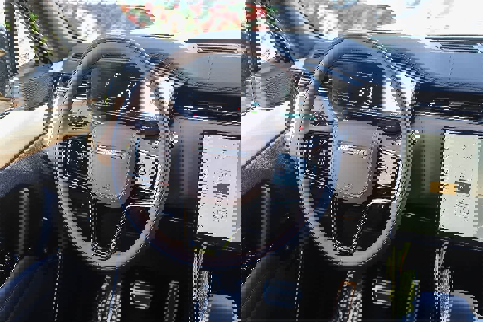 New 2026 Land Rover Range Rover Sport Dynamic SE image 14