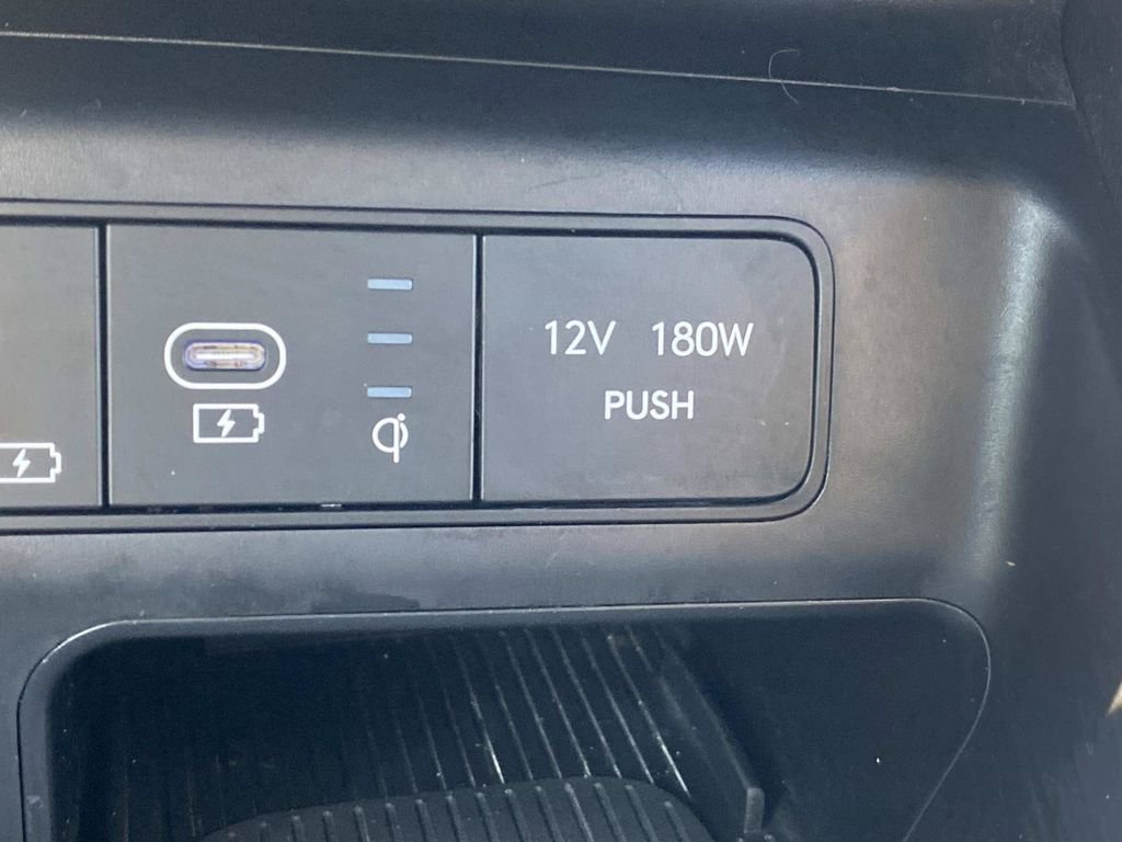 Used 2025 Hyundai Tucson SEL FWD image 30