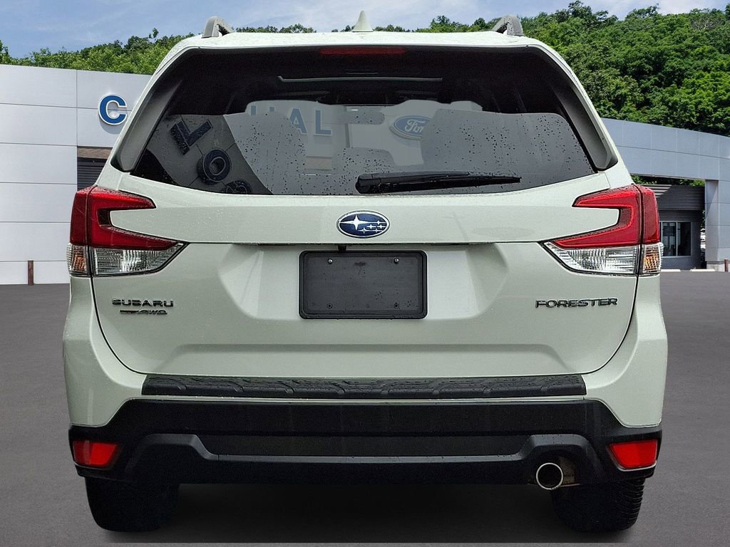 Used 2020 Subaru Forester Limited image 5