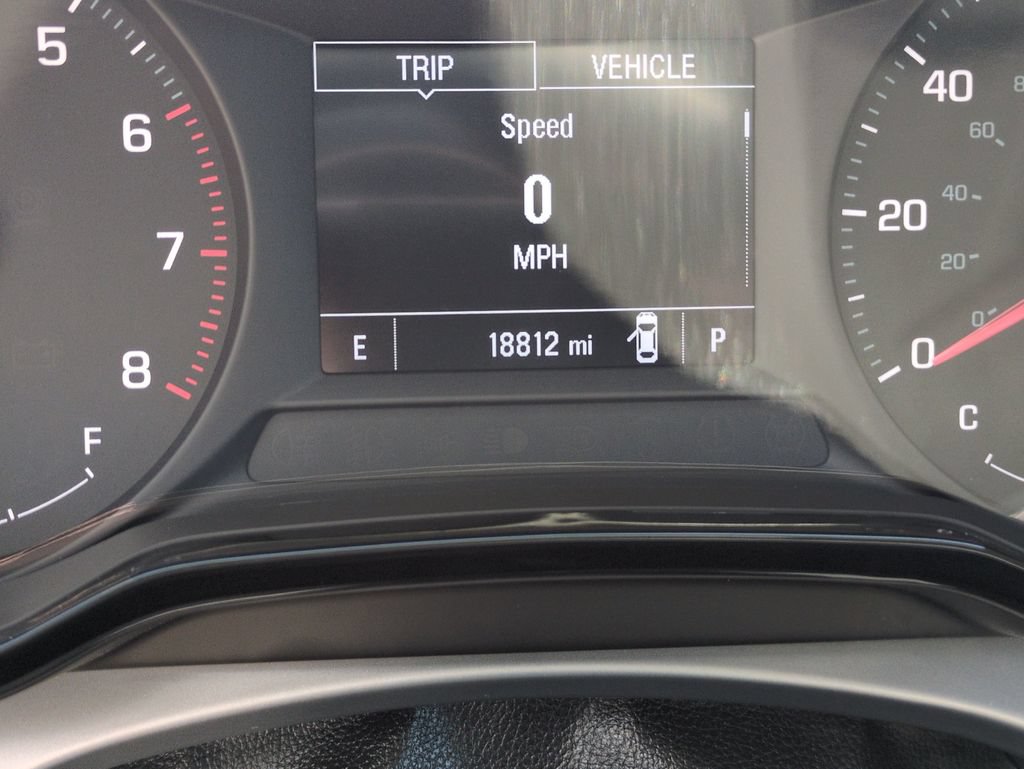 Used 2026 Chevrolet Trax LS FWD image 16