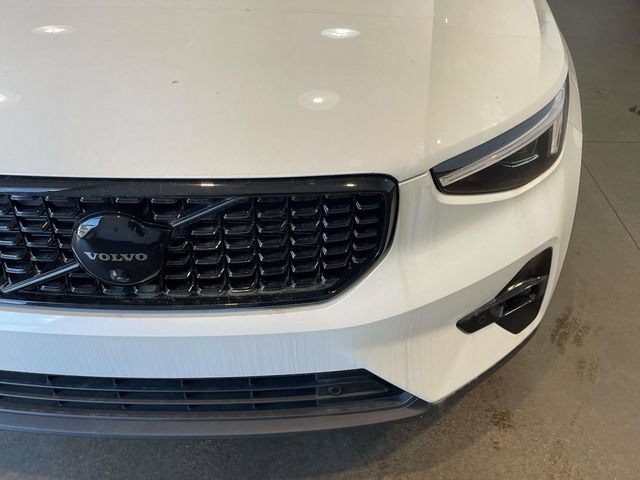 New 2026 Volvo XC40 B5 Ultra w/ Climate Package AWD/4WD image 7
