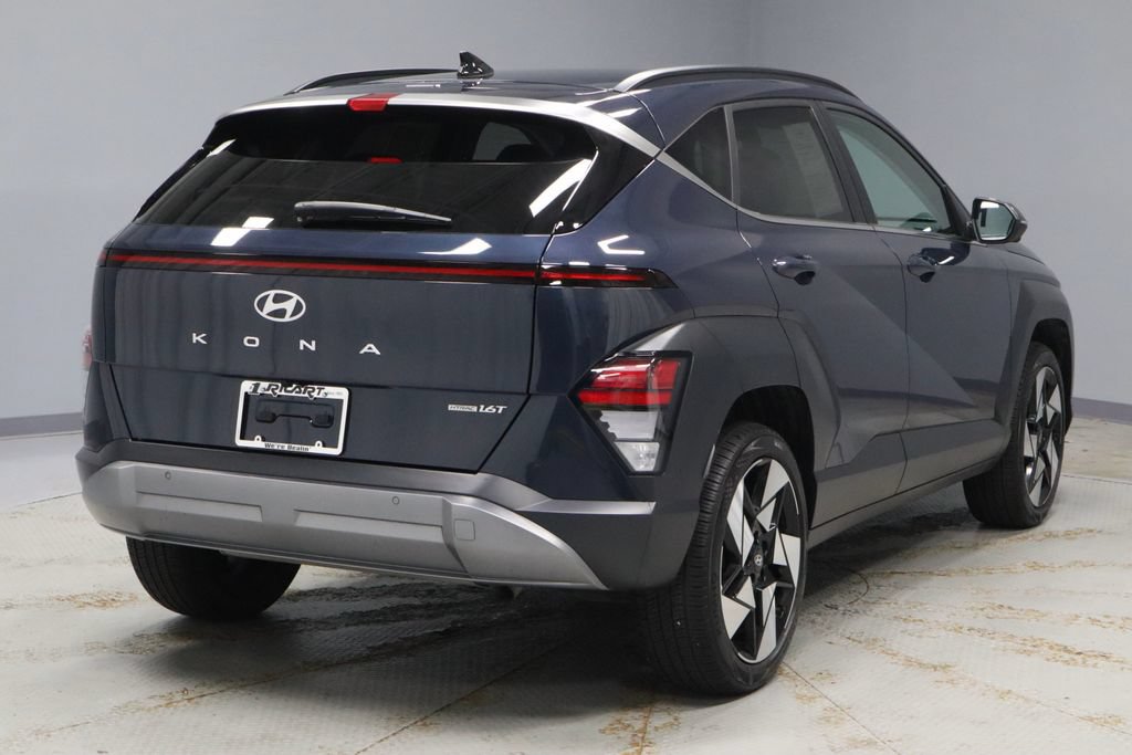 Used 2024 Hyundai Kona Limited AWD/4WD image 13
