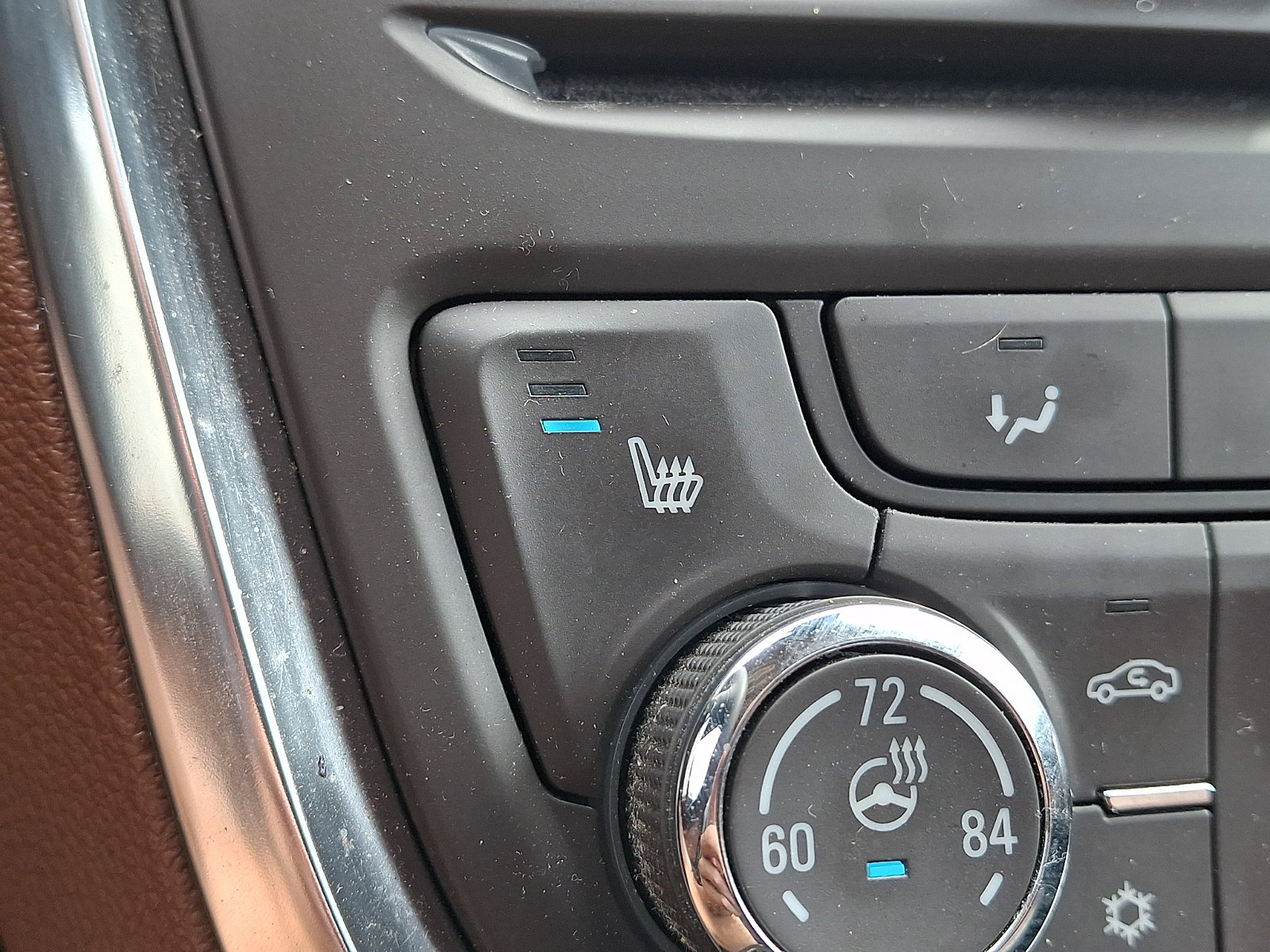 Used 2016 Buick Encore Leather FWD image 23