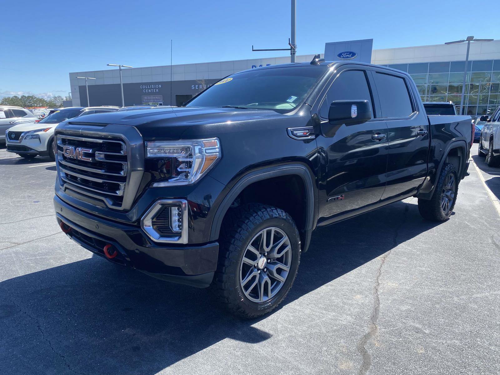 Used 2020 GMC Sierra 1500 AT4 w/ AT4 Premium Package video 3