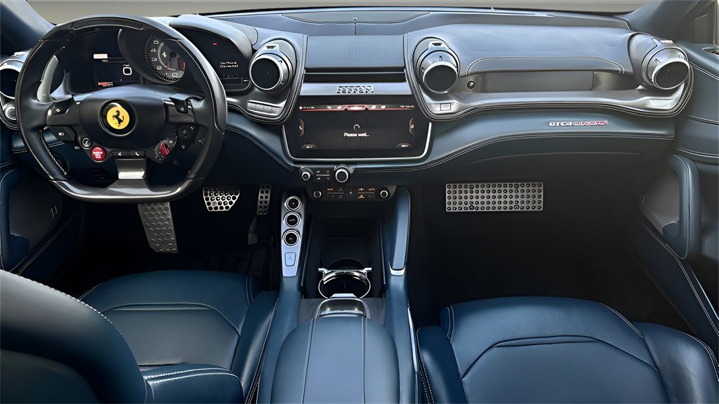 Used 2017 Ferrari GTC4Lusso image 16