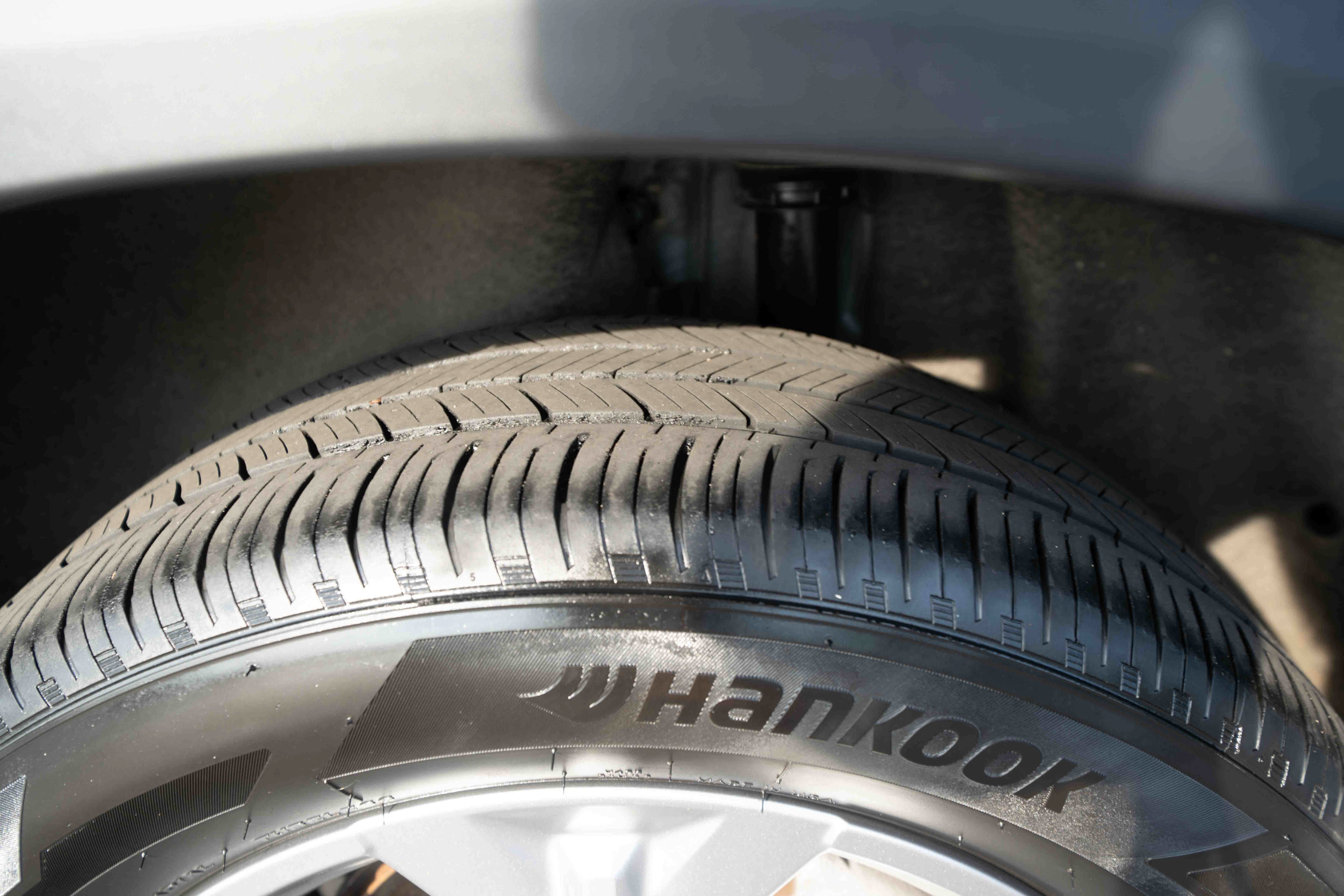 Certified 2025 Honda HR-V LX image 30