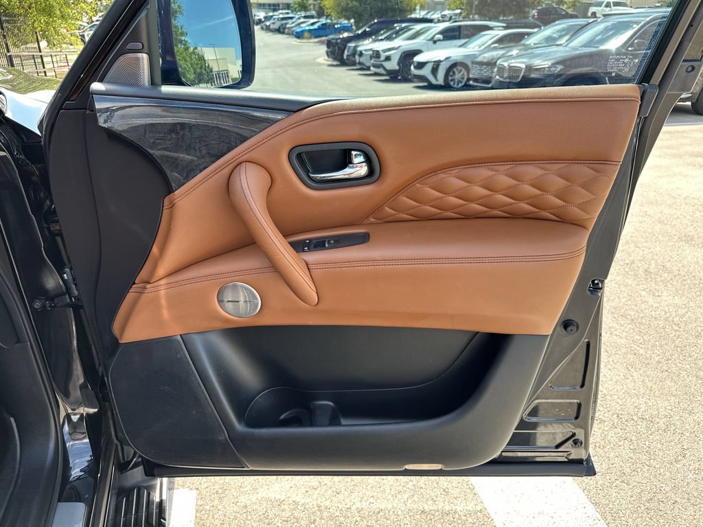 Used 2021 INFINITI QX80 Sensory w/ All-Season Package AWD/4WD image 40