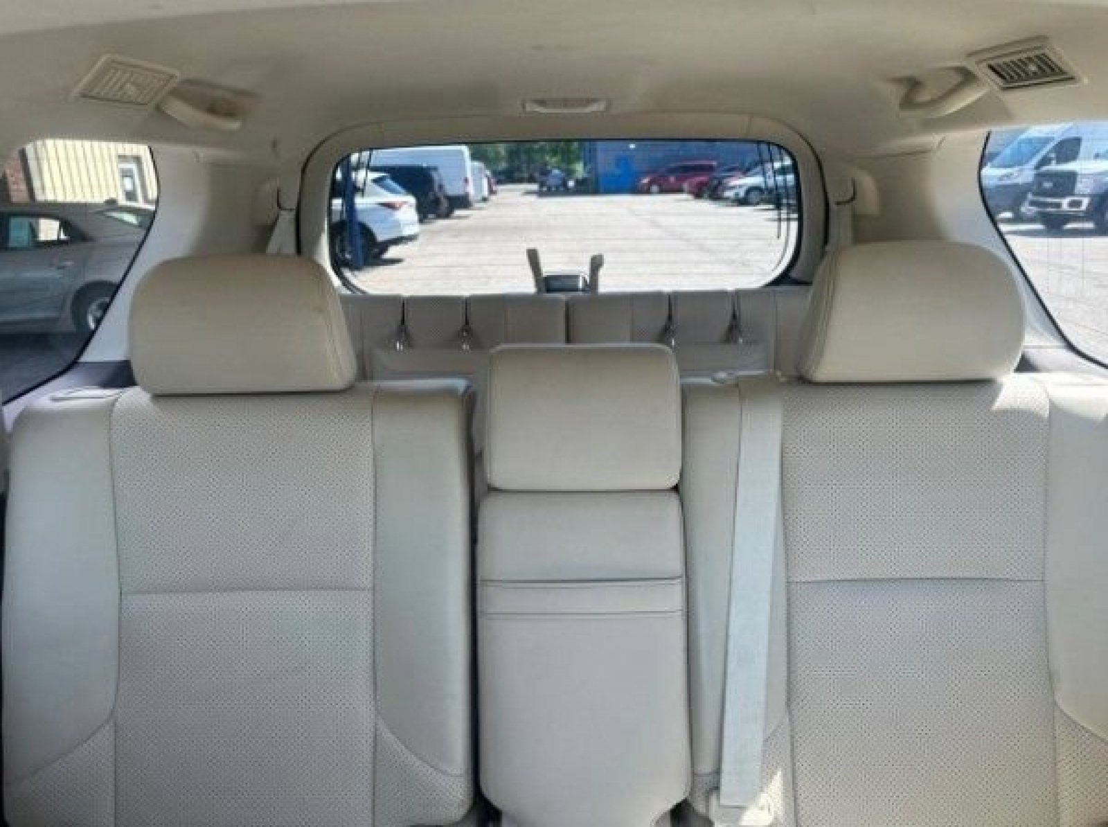 Used 2013 Lexus GX 460 w/ Comfort Plus Pkg AWD/4WD image 4