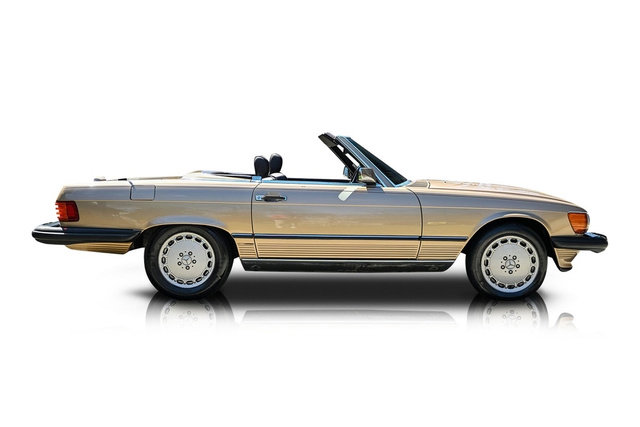 Used 1988 Mercedes-Benz 560 SL image 2