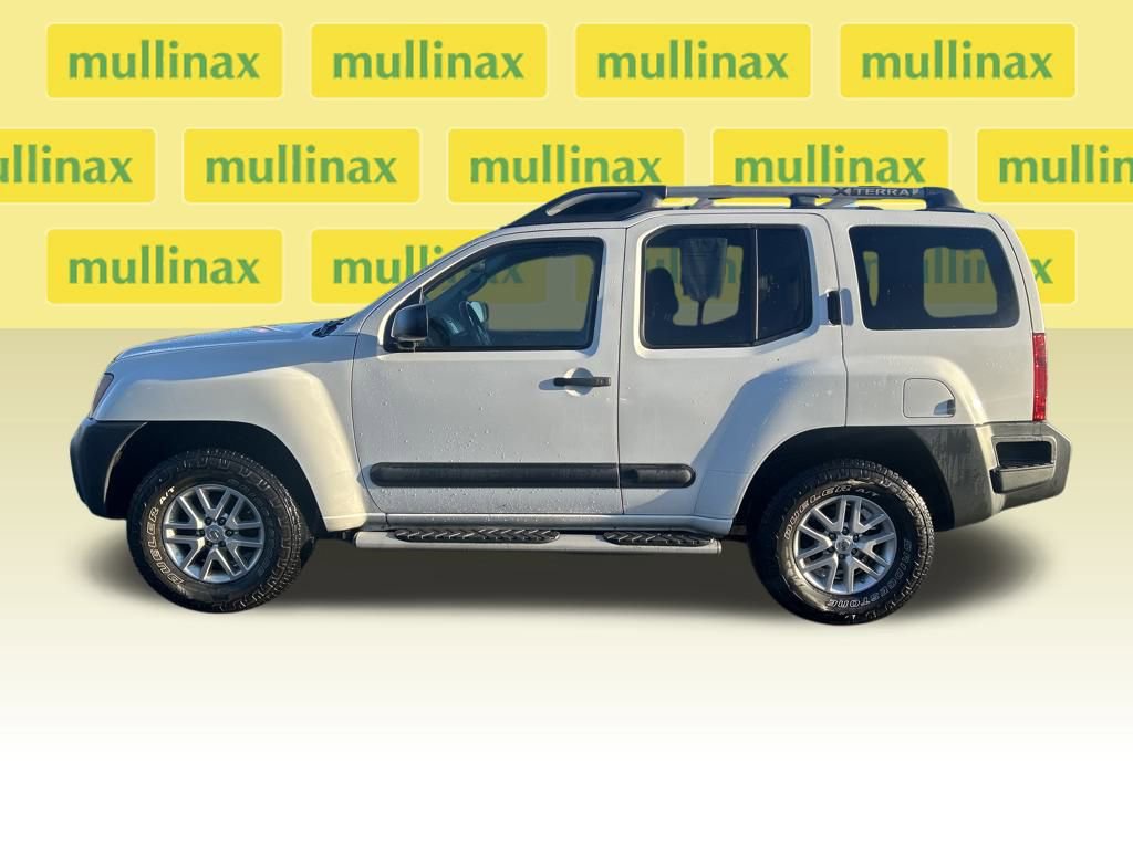 Used 2015 Nissan Xterra S w/ Value Package image 11