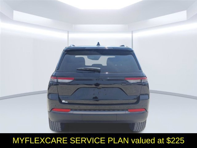 New 2026 Jeep Grand Cherokee Altitude AWD/4WD image 5