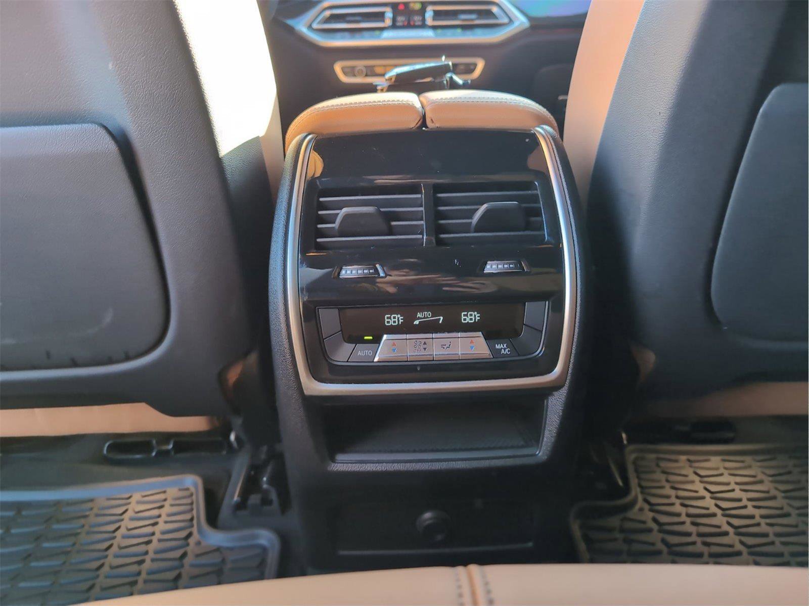 Used 2023 BMW X5 xDrive40i w/ M Sport Package image 34