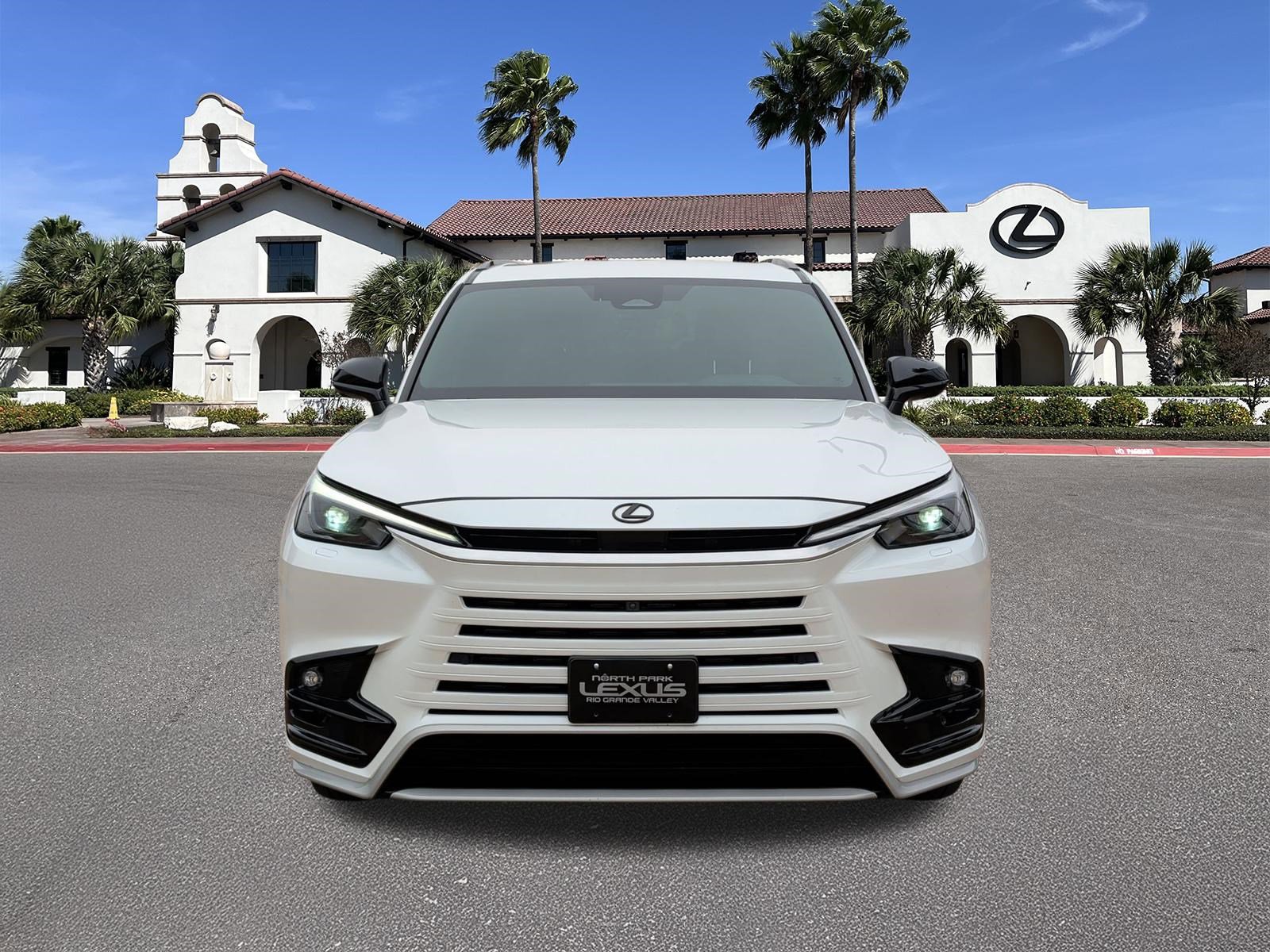 Certified 2025 Lexus TX 500h AWD w/ Technology Package image 6