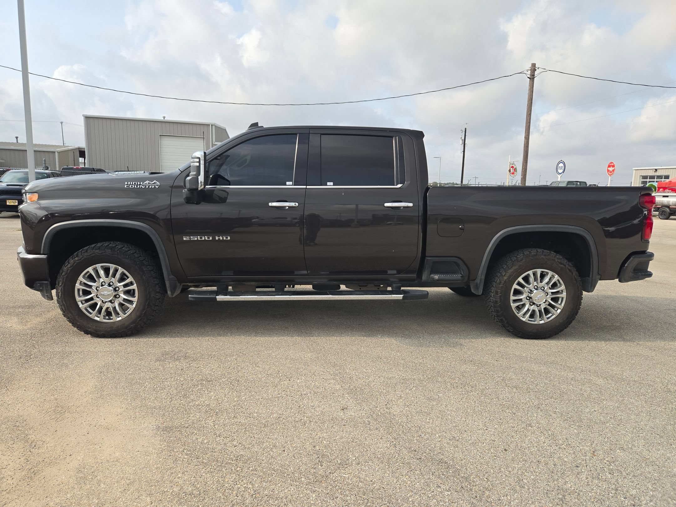 Used 2020 Chevrolet Silverado 2500 High Country w/ Z71 Off-Road Package AWD/4WD image 6