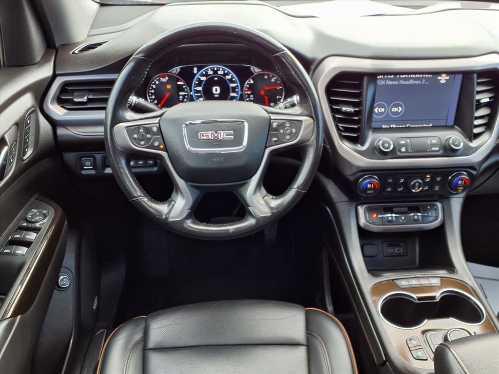 Used 2022 GMC Acadia AT4 w/ Technology Package image 3