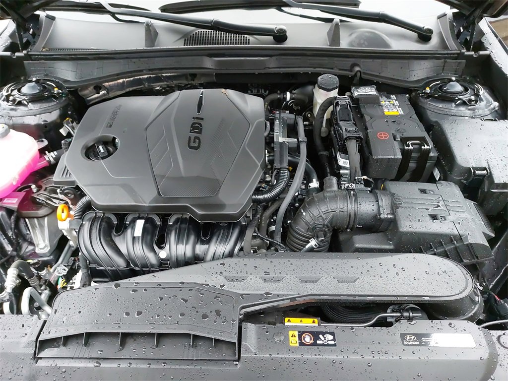 Certified 2025 Hyundai Sonata SE image 28