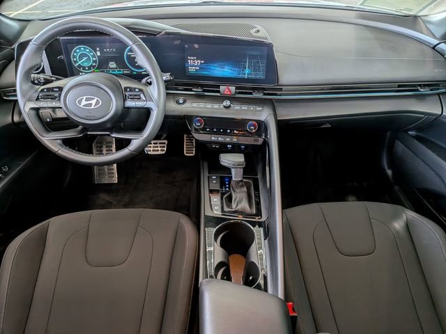 Used 2025 Hyundai Elantra SEL w/ Cargo Package FWD image 29