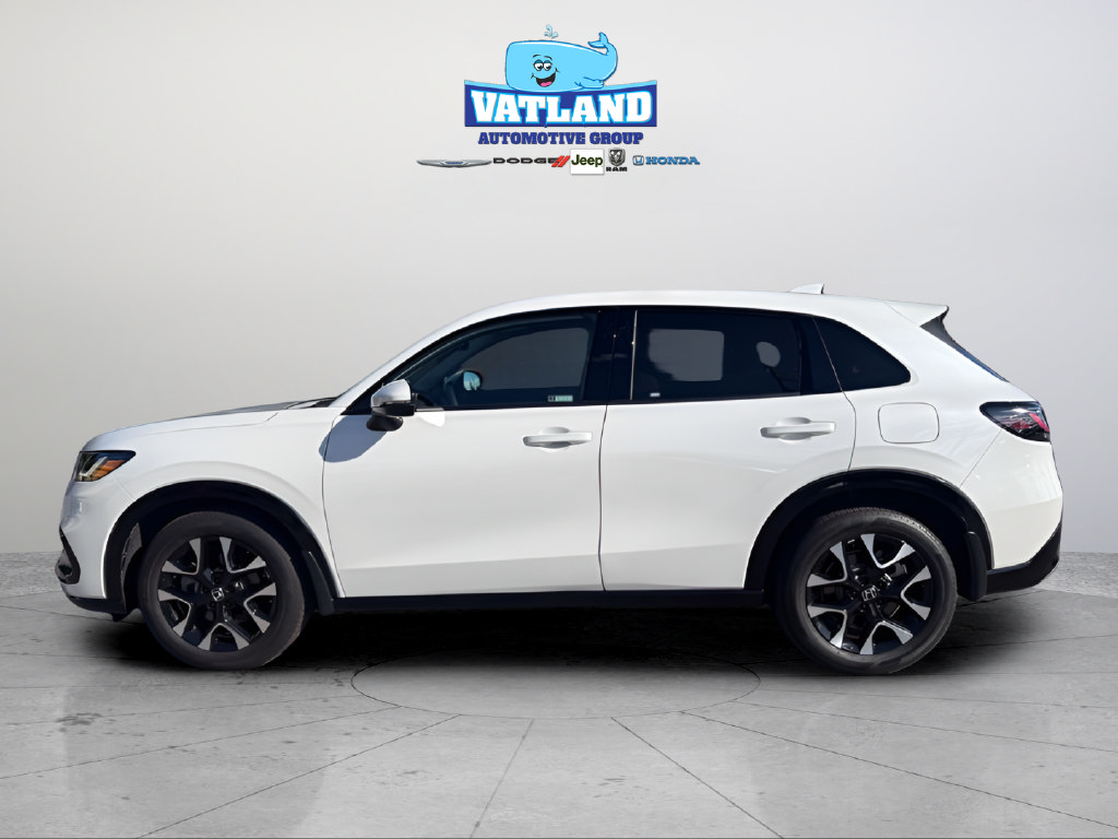 Used 2026 Honda HR-V EX-L image 2