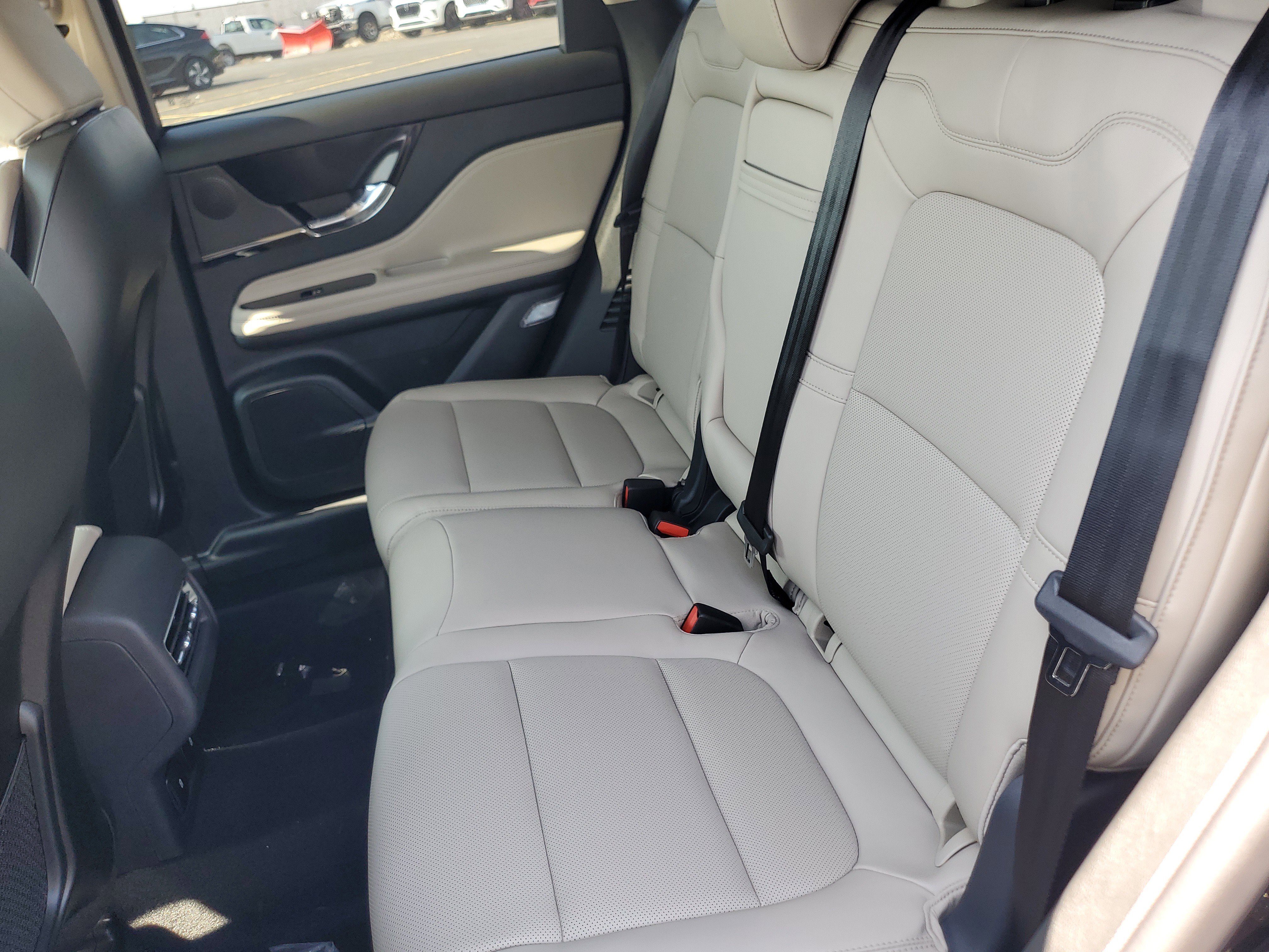 New 2026 Lincoln Corsair Premiere AWD/4WD image 28