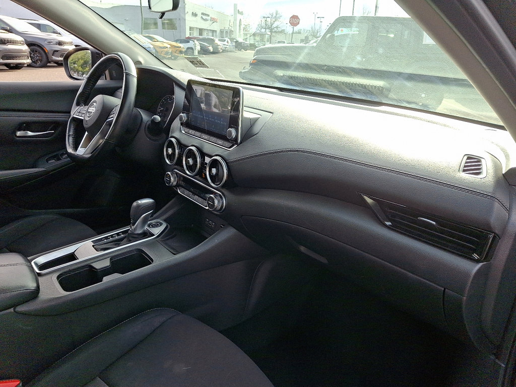 Used 2021 Nissan Sentra SV image 11