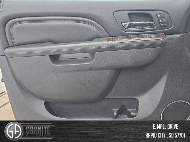 Used 2011 GMC Yukon Denali image 10