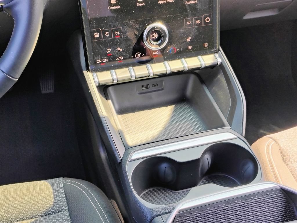 Certified 2025 GMC Terrain Elevation AWD/4WD image 36