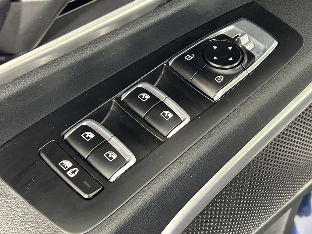 Used 2025 Kia Telluride S AWD/4WD image 36