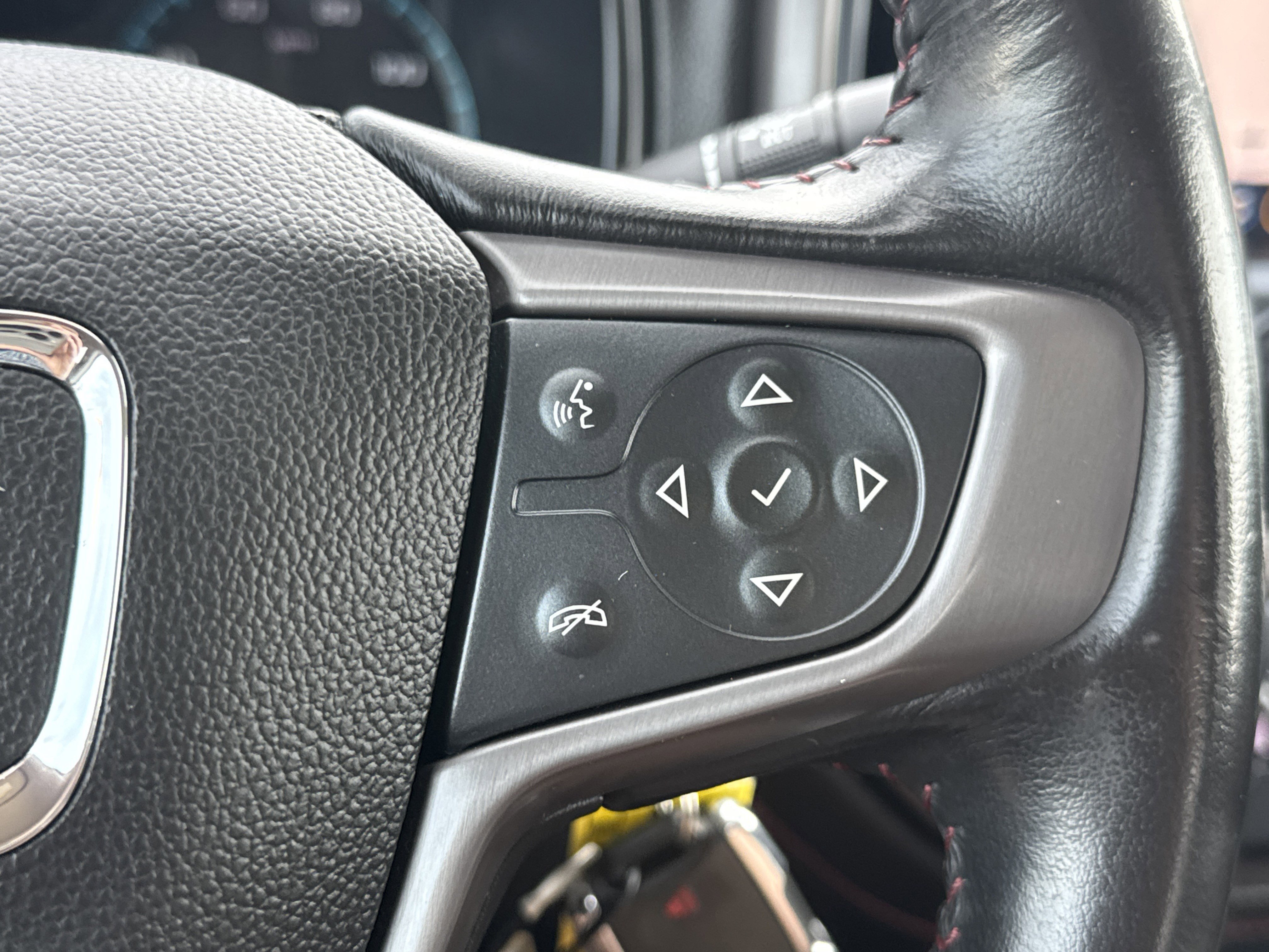 Used 2019 GMC Canyon All Terrain w/ Trailering Package image 17