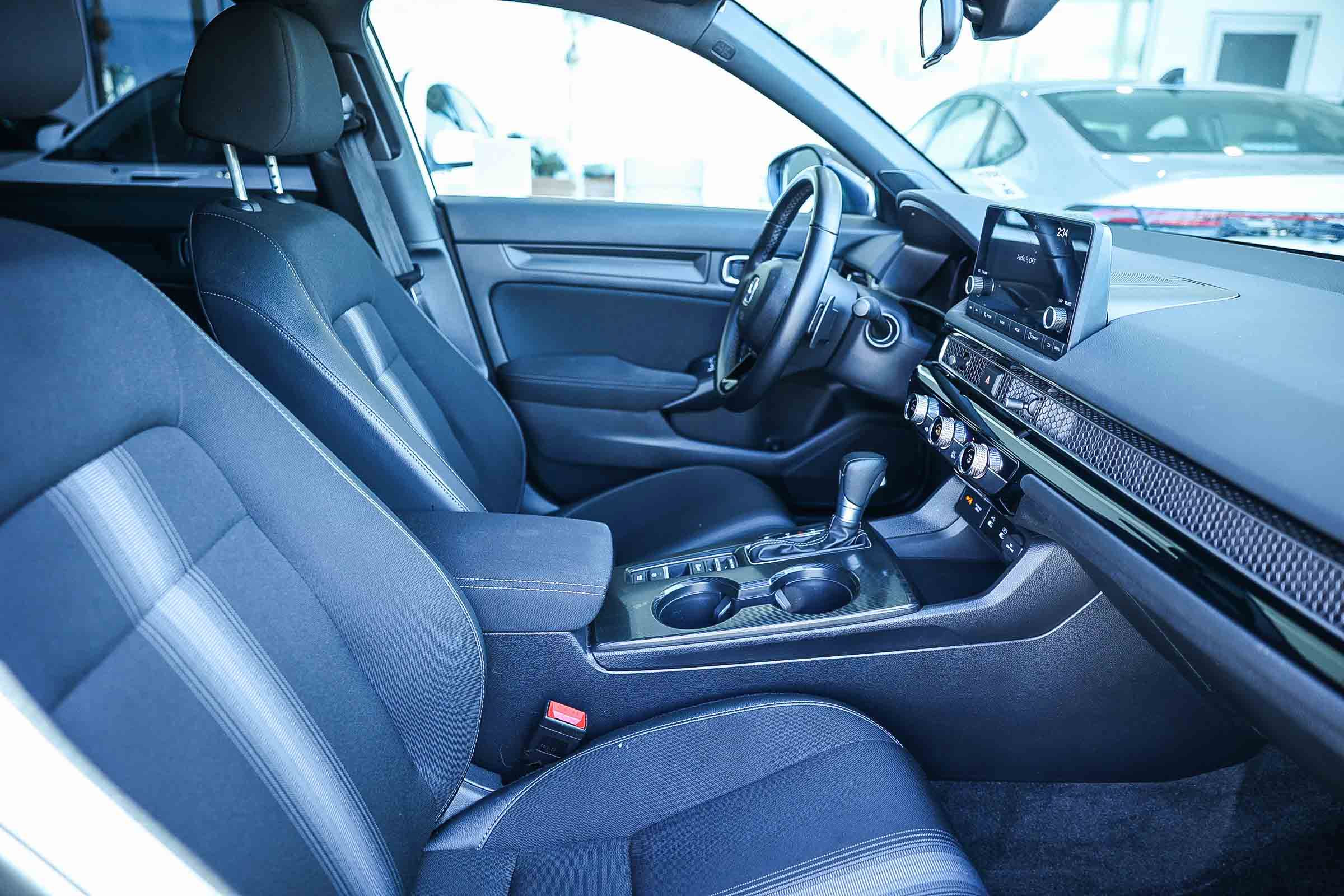 Used 2025 Honda Civic Sport image 22