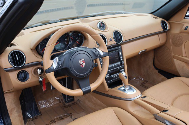 Used 2011 Porsche Boxster image 25