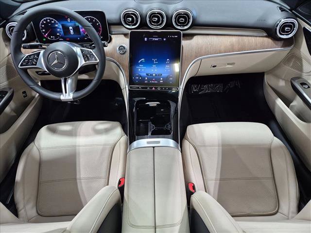 Used 2022 Mercedes-Benz C 300 Sedan w/ Exclusive Trim Package image 18