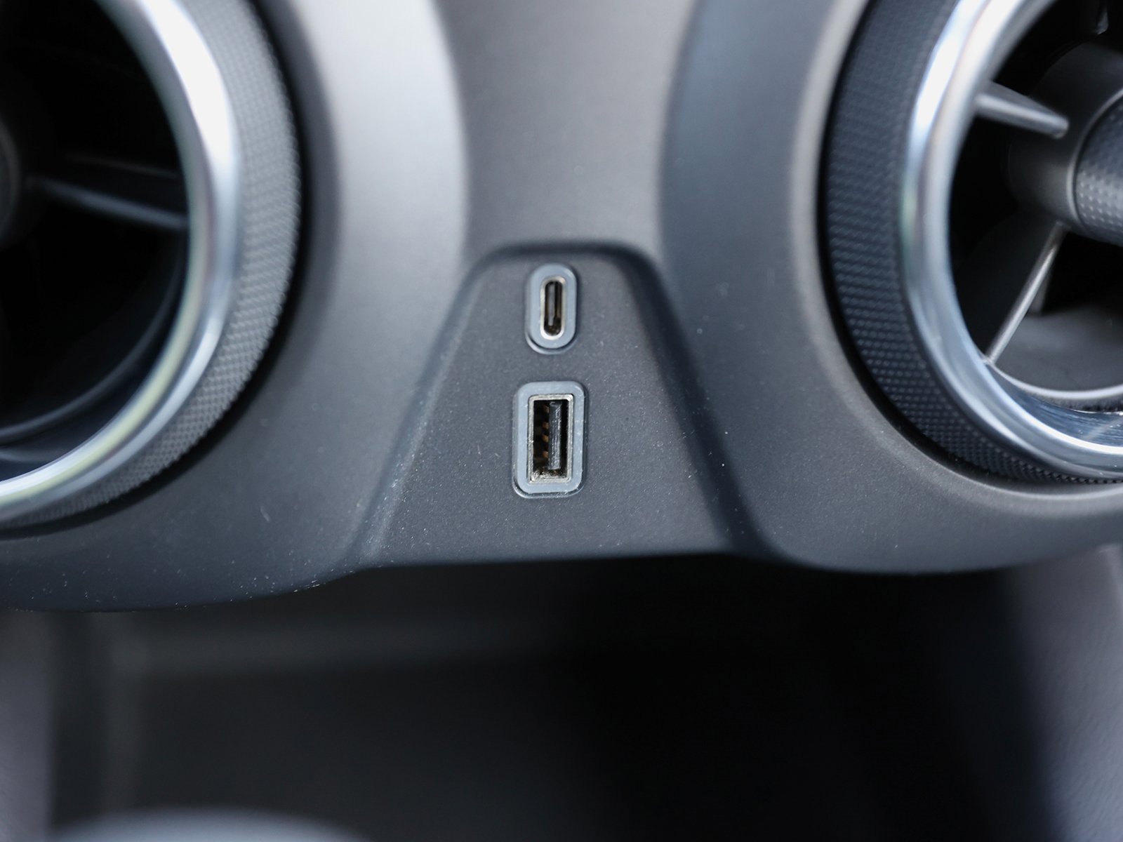 Used 2022 Chevrolet Blazer LT image 30