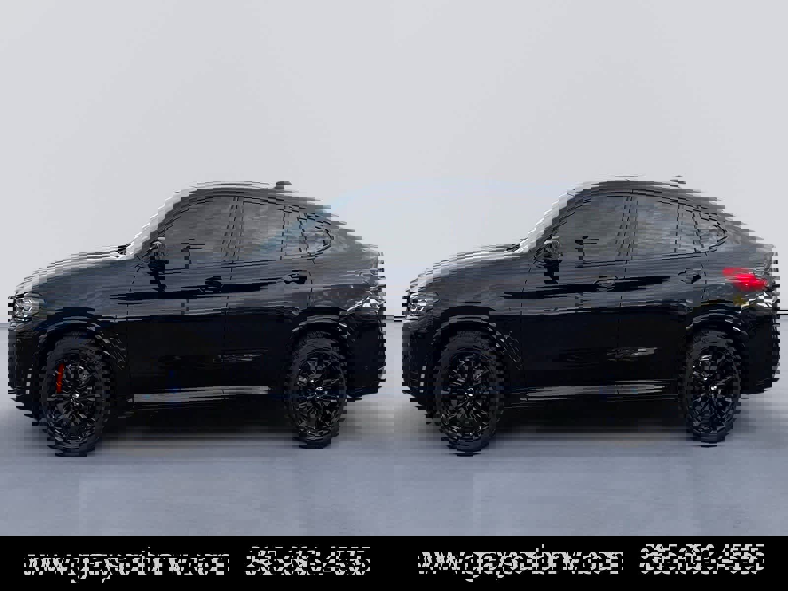 Used 2025 BMW X4 M40i w/ Premium Package image 6