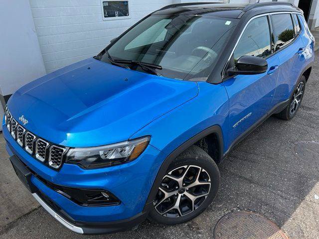 Certified 2025 Jeep Compass Limited w/ Sun & Sound Group AWD/4WD image 1