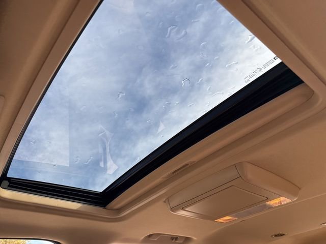 Used 2014 Chevrolet Tahoe LTZ image 28