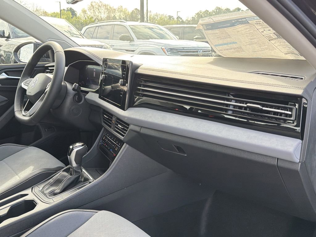 New 2026 Volkswagen Jetta SE FWD image 20
