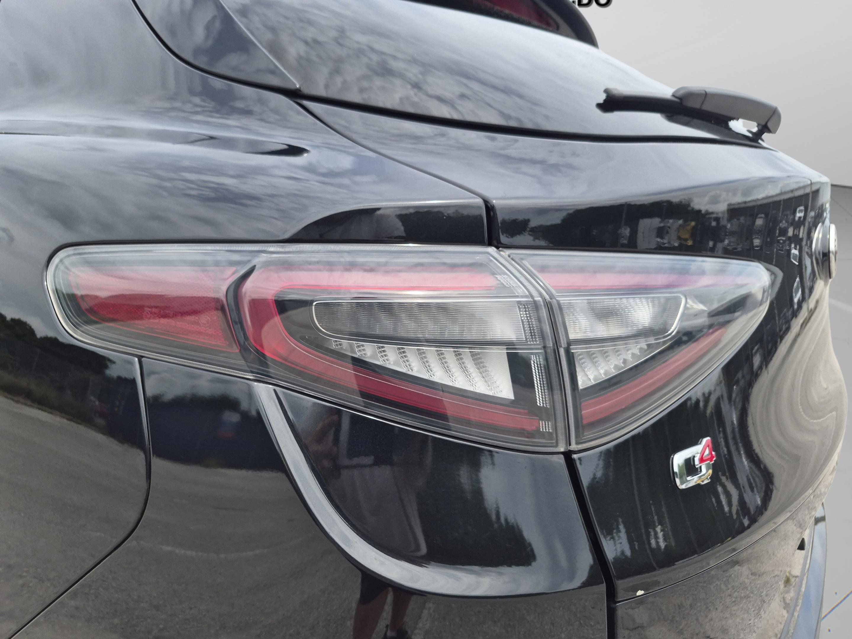 Used 2024 Alfa Romeo Stelvio Veloce AWD/4WD image 69