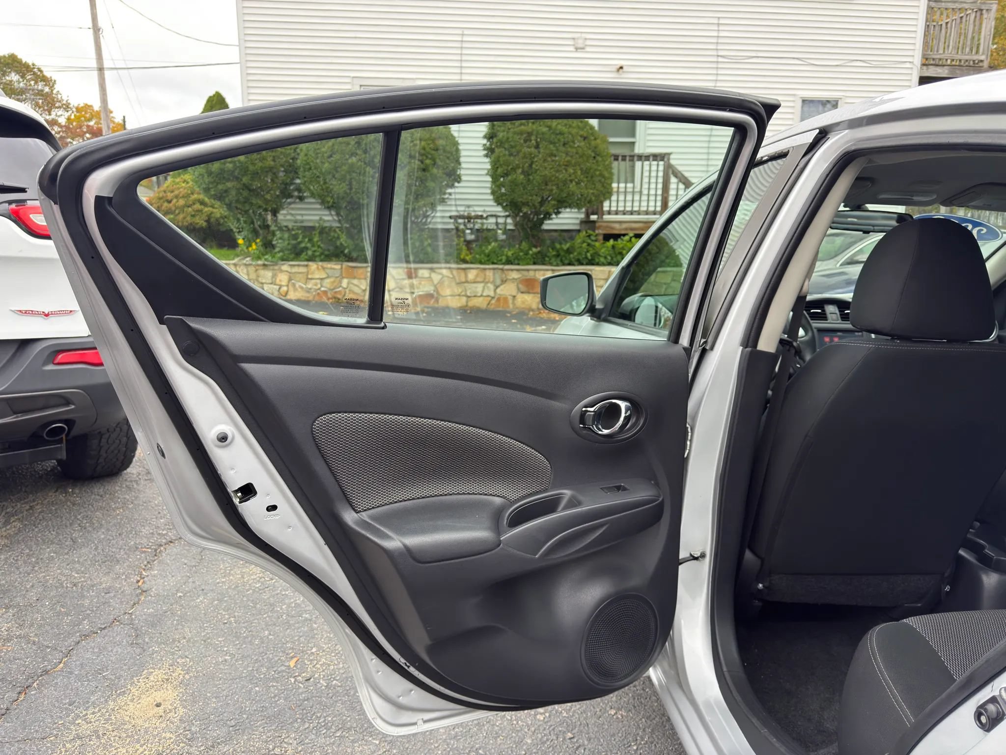 Used 2019 Nissan Versa SV FWD image 16