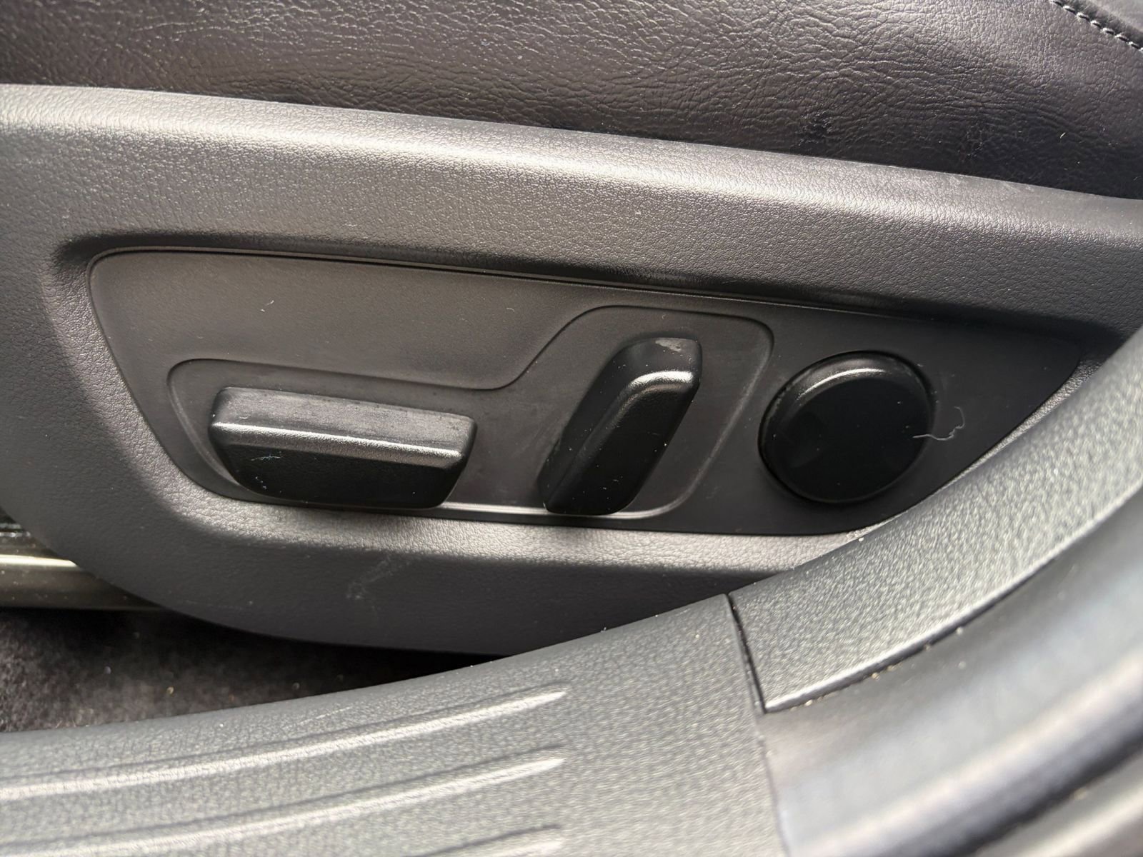 Used 2025 MAZDA CX-50 2.5 Hybrid w/ Premium Plus Pkg image 22