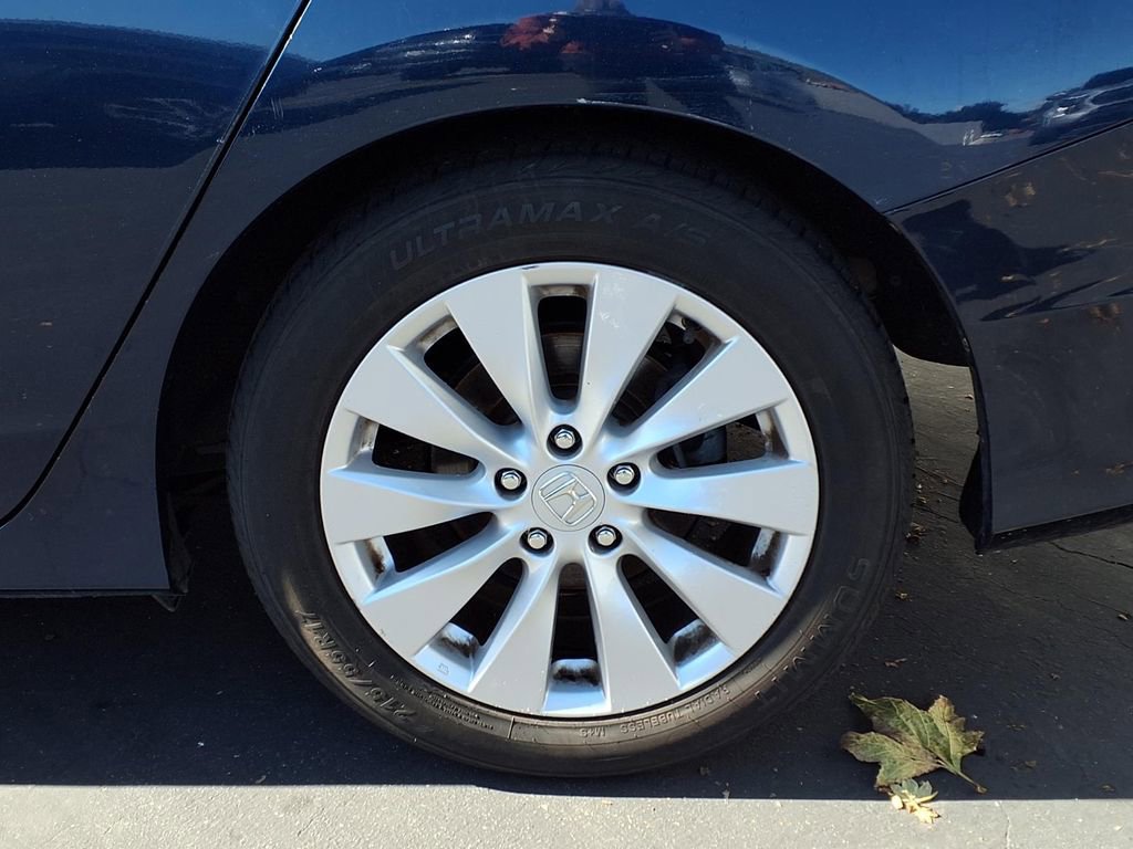 Used 2015 Honda Accord EX image 4