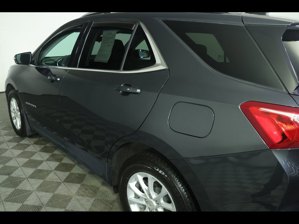 Used 2018 Chevrolet Equinox LT w/ Sun & Infotainment Package image 16