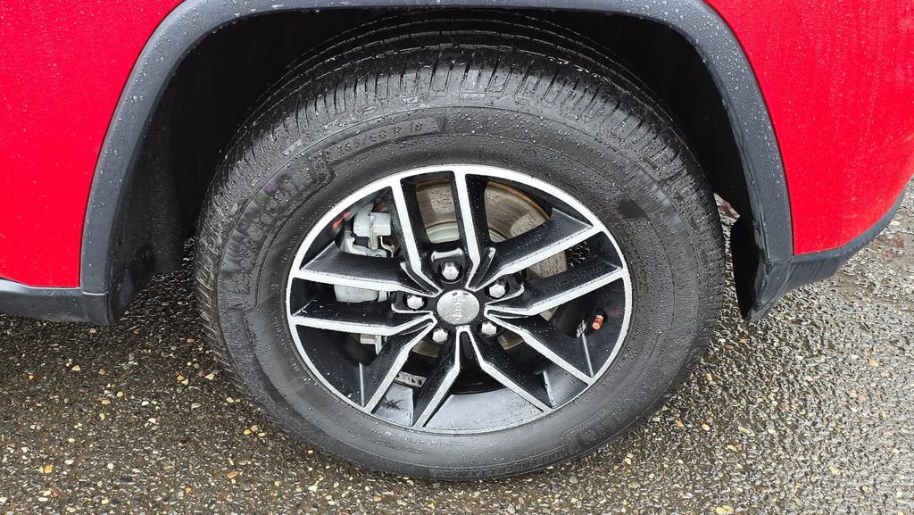 Used 2018 Jeep Grand Cherokee Trailhawk image 9