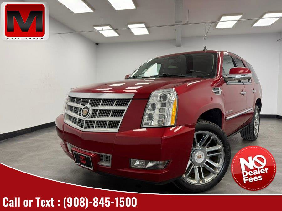 Used 2013 Cadillac Escalade Platinum AWD/4WD image 1