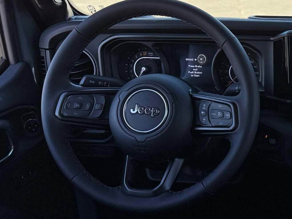 New 2025 Jeep Gladiator Rubicon image 25