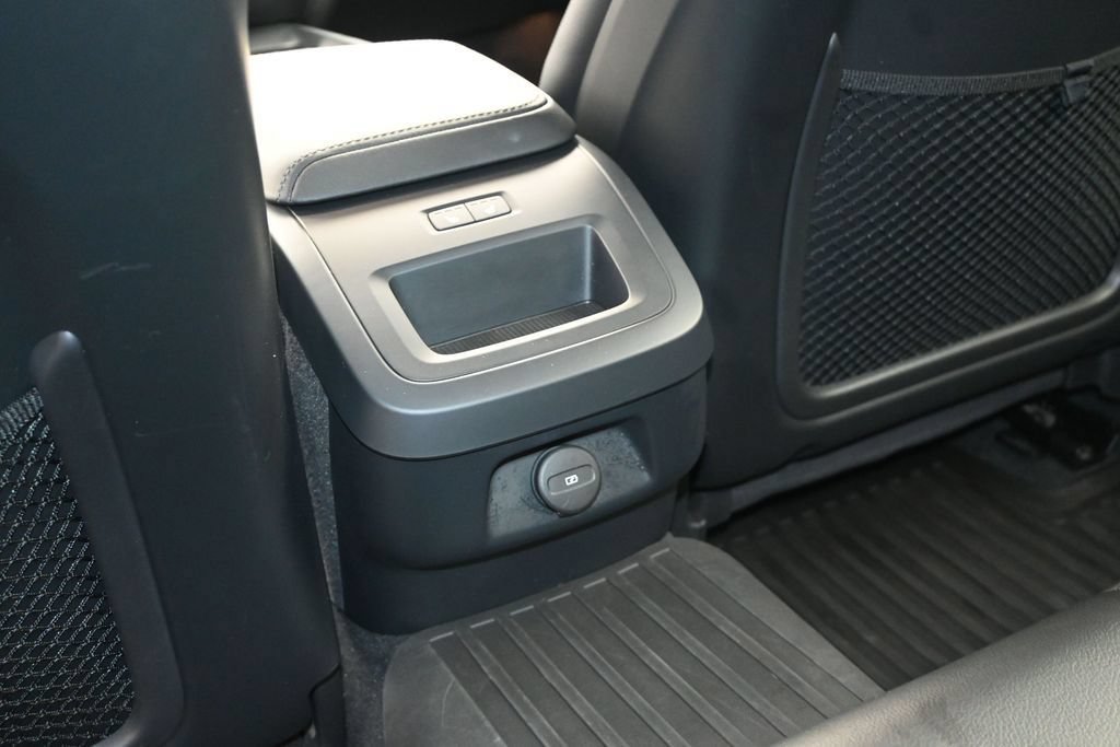 Used 2024 Volvo S60 B5 Core w/ Climate Package FWD image 17